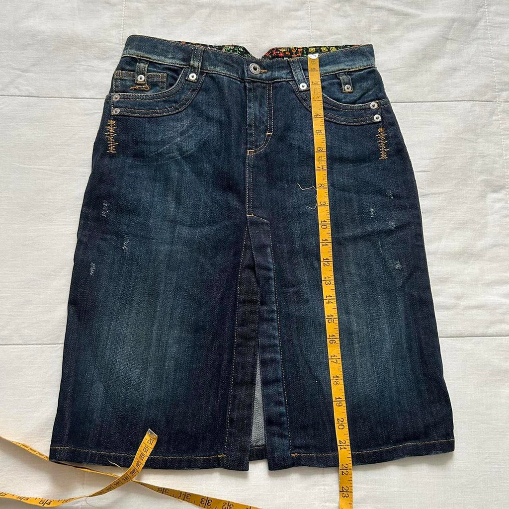 D&G Dolce & Gabbana Dark wash denim pencil skirt Size 36
