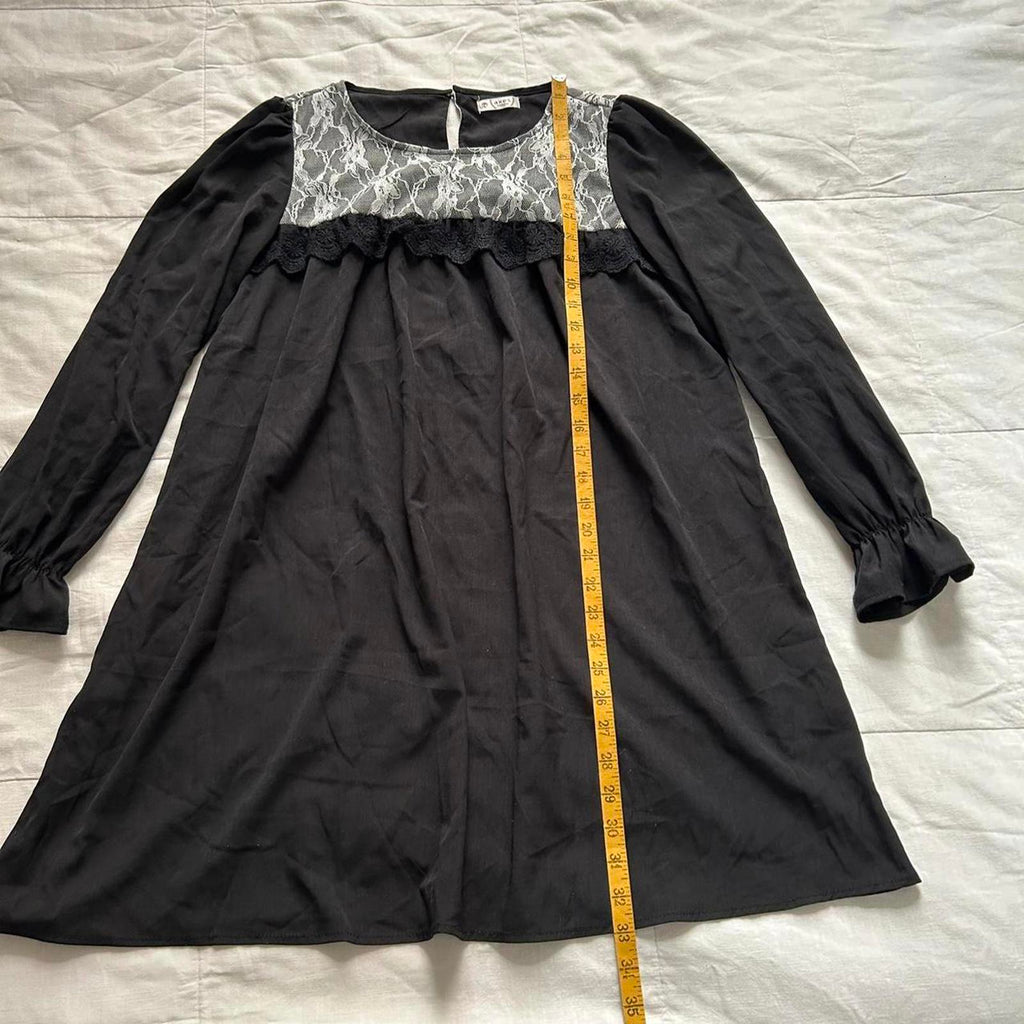 Axes Femme Black white lace bib dress with long sleeves Size medium