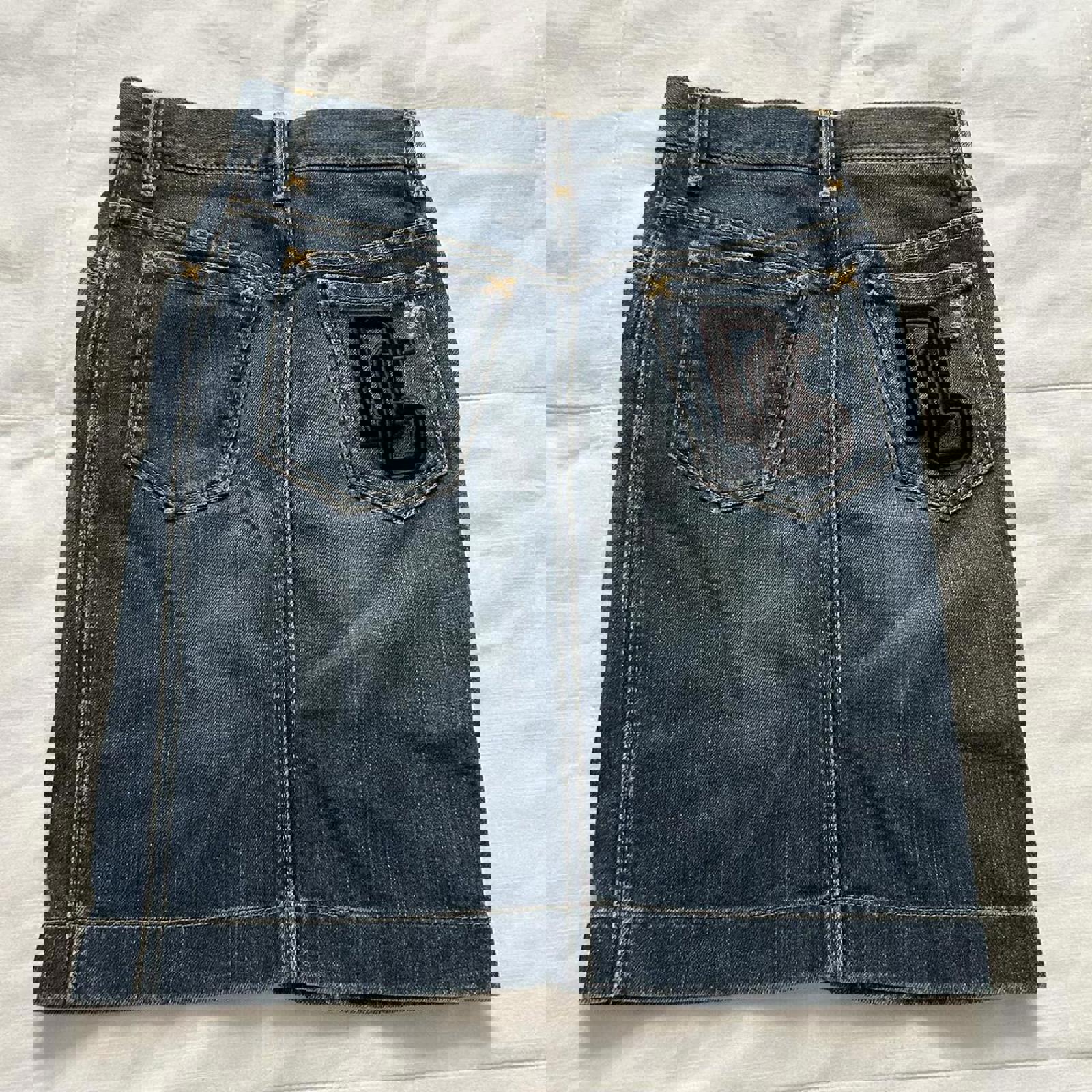 90s designer Dark wash denim pencil skirt Size 36