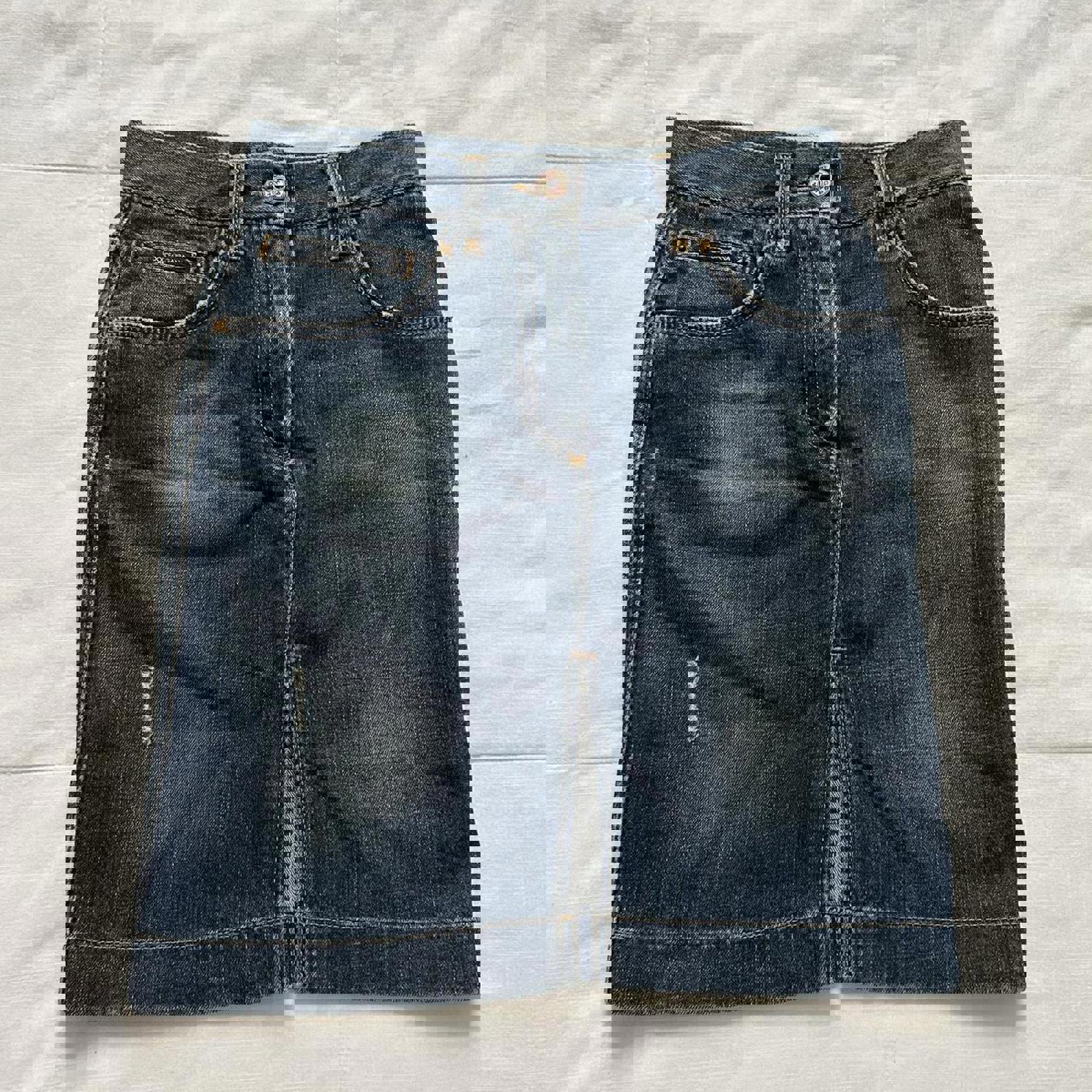 90s designer Dark wash denim pencil skirt Size 36