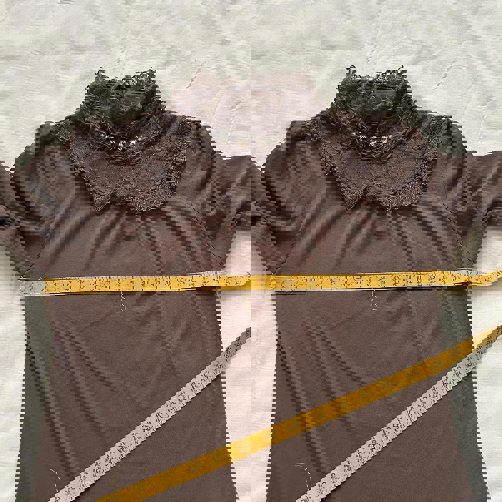 Axes Femme Brown long sleeve blouse lace high neck turtleneck Size medium