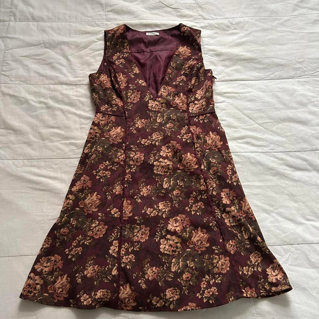 Axes Femme Burgundy floral print sleeveless deep v neckline dress sz medium