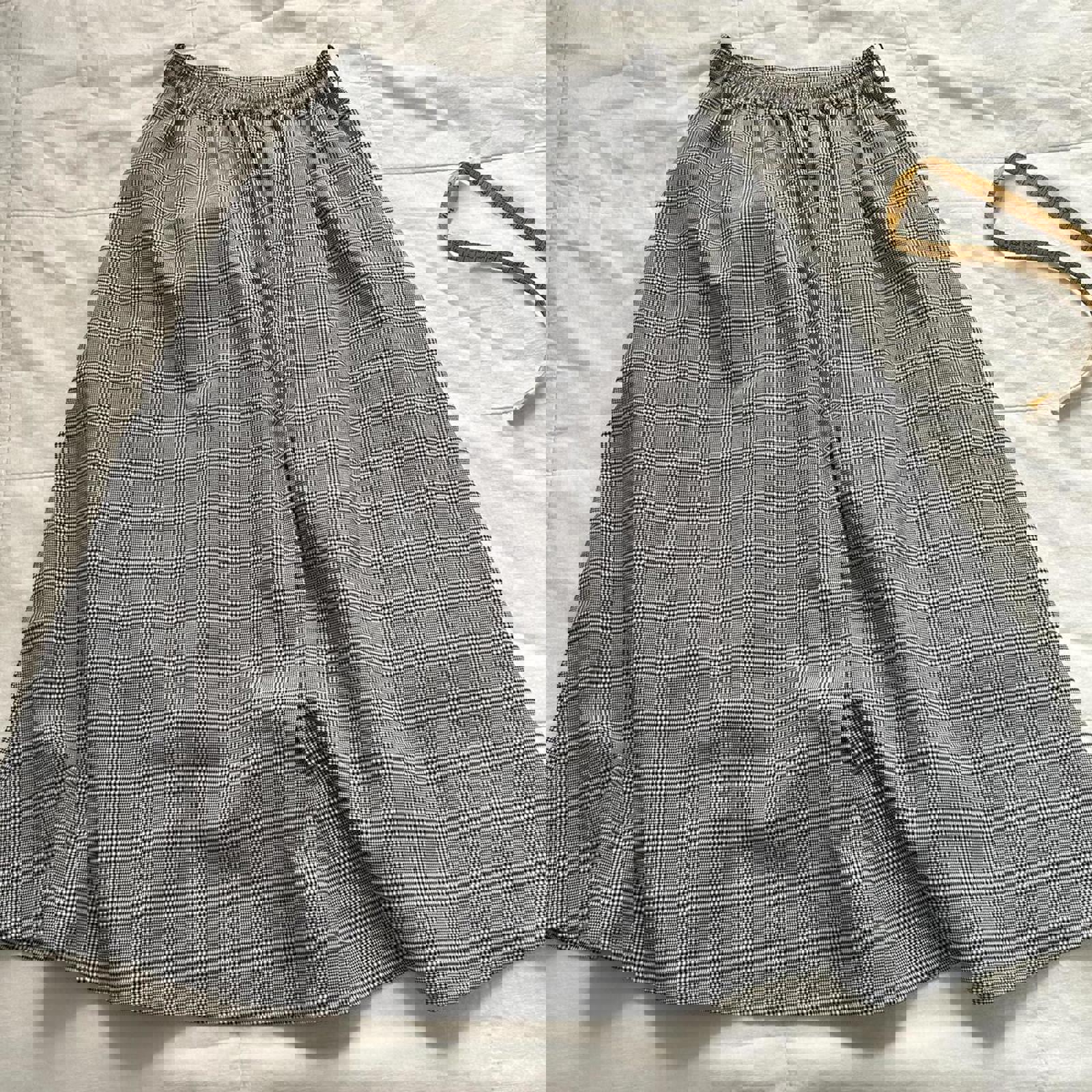 Axes Femme blue Grey white plaid midi skirt floral embroidery pockets sz medium