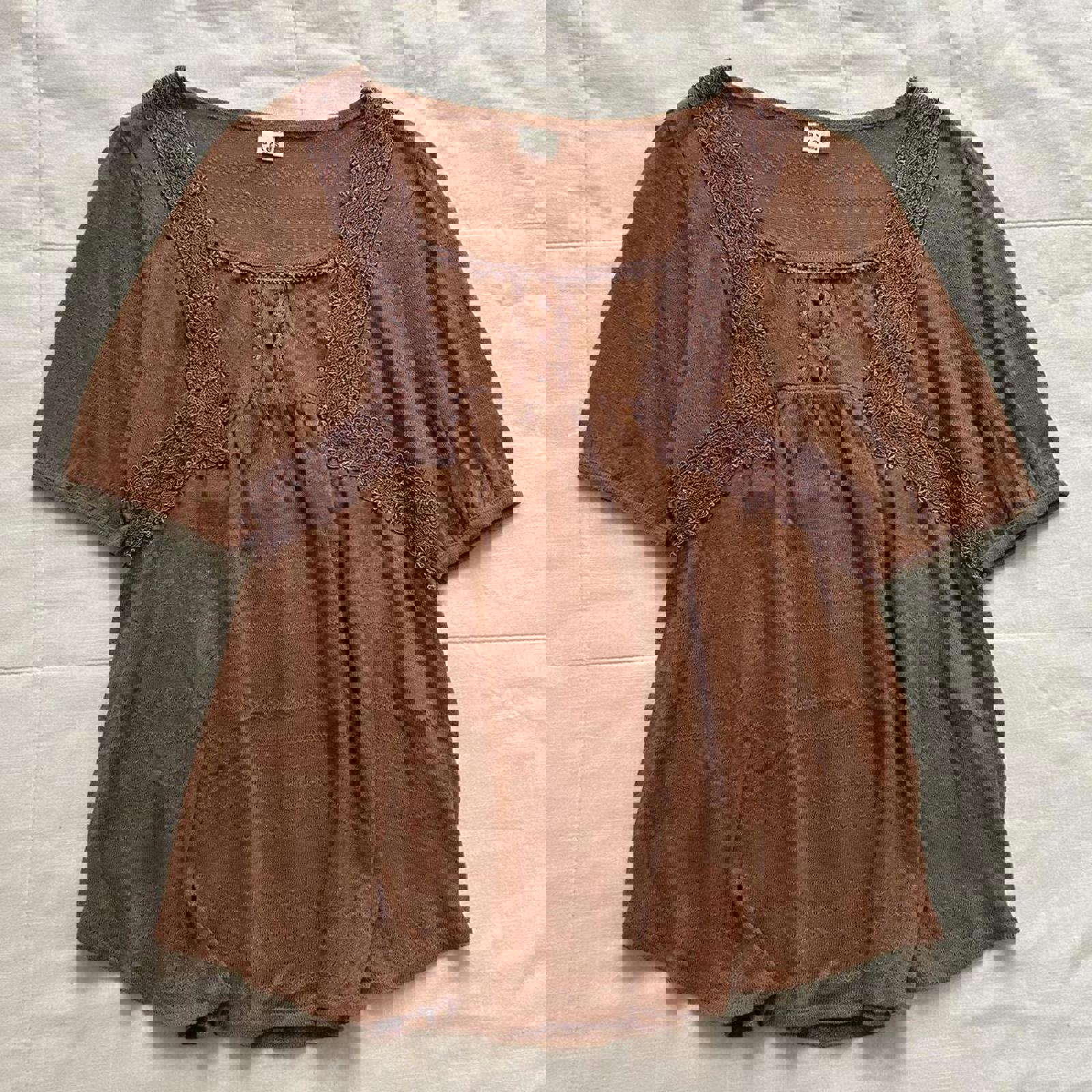 Axes Femme Orange Brown lace top with short sleeves and button detail