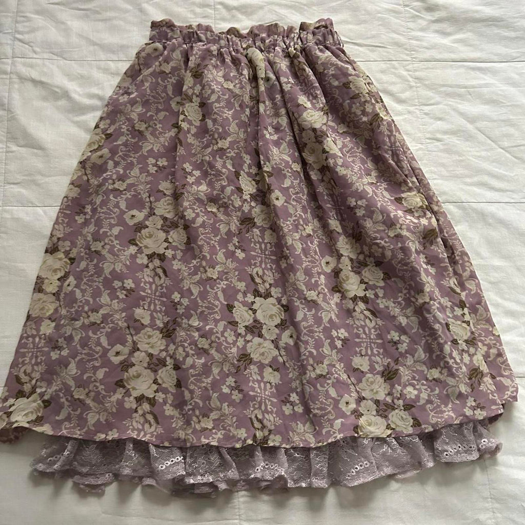 Axes Femme purple & white floral midi skirt peekaboo lace underlay Size medium