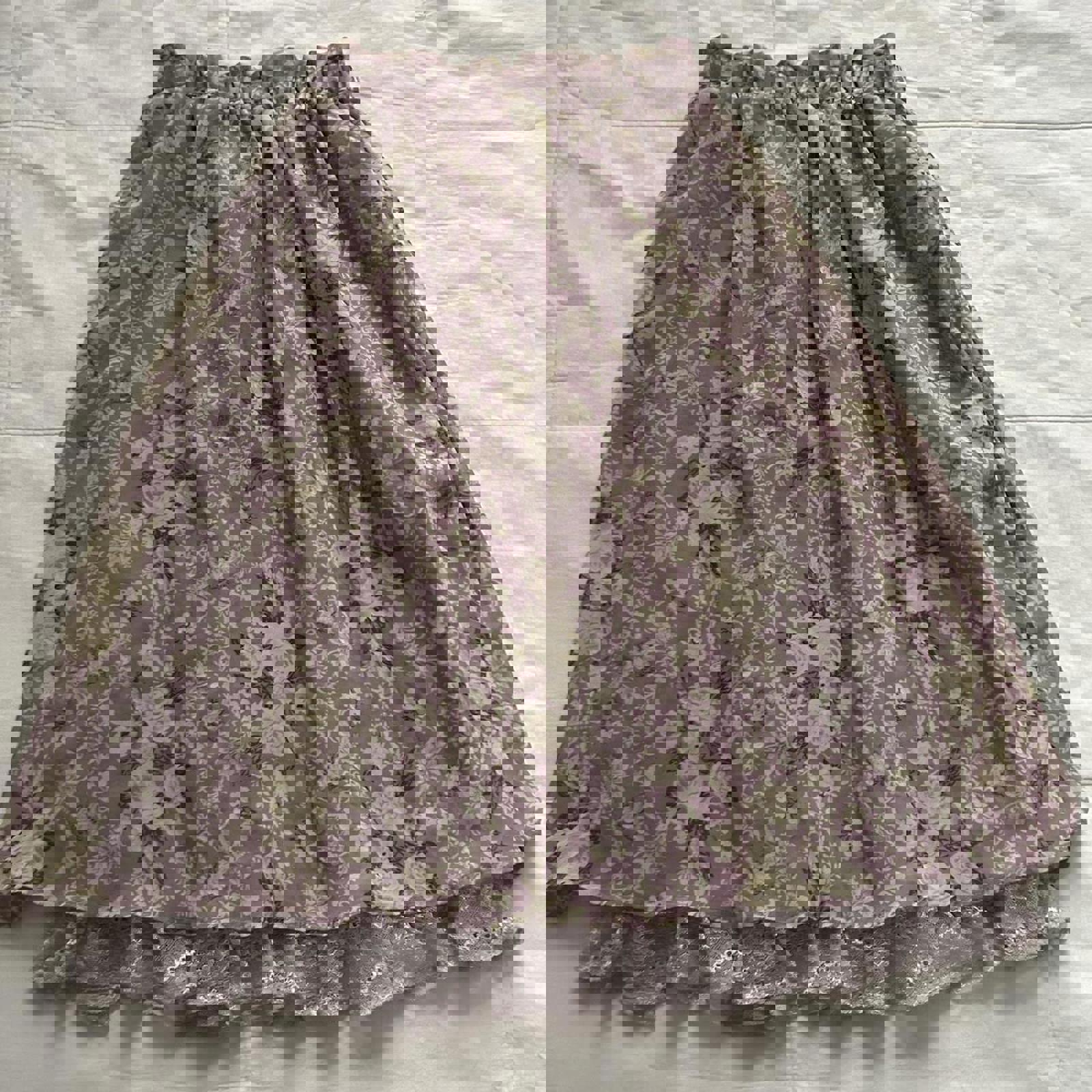Axes Femme purple & white floral midi skirt peekaboo lace underlay Size medium